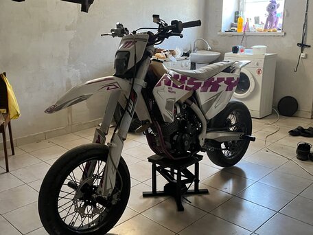 2021 GR GR7, белый, 146666 рублей, вид 3