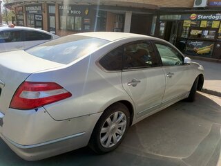 2009 Nissan Teana II (J32), серебристый, 600000 рублей, вид 2