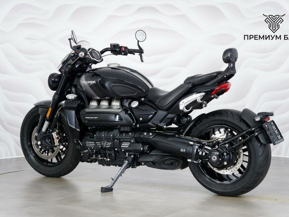 2021 Triumph Rocket 3, чёрный, 1899000 рублей - вид 7