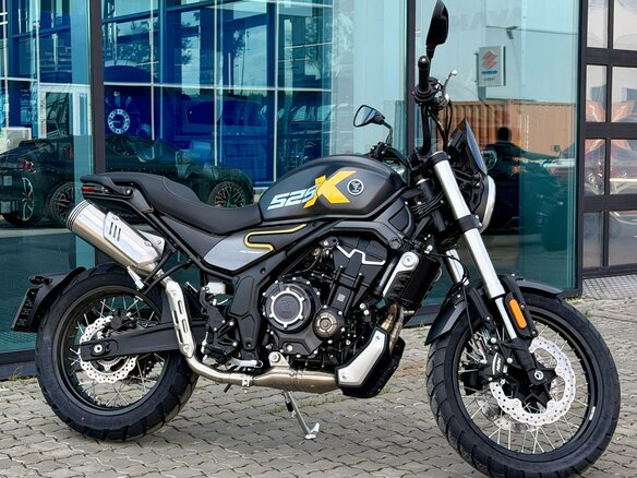 2026 Voge AC525X, серый, 615000 рублей - вид 1