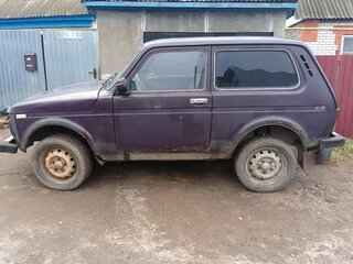 2000 Lada (ВАЗ) 2121 (4x4) I Рестайлинг, фиолетовый, 140000 рублей, вид 4