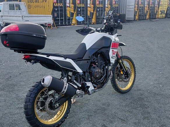 2023 Yamaha Tenere 700, белый, 1210000 рублей - вид 2