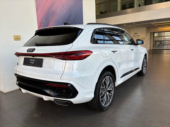 2026 Audi Q5 L III (GU), белый - вид 5