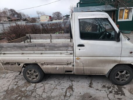 1998 Mitsubishi Minicab, белый, 450000 рублей, вид 3