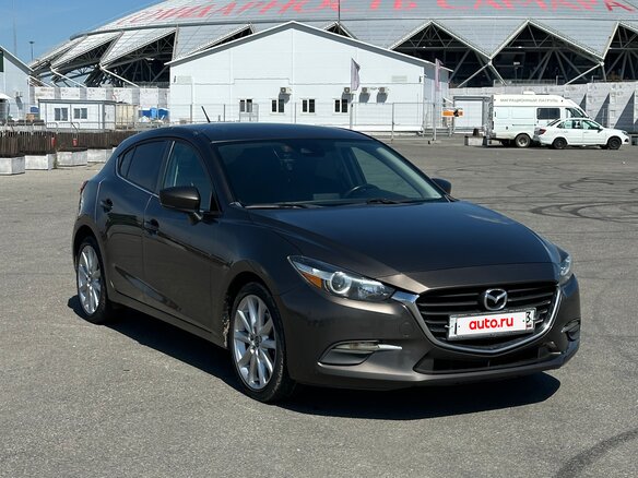 2017 Mazda 3 III (BM) Рестайлинг, коричневый, 1600000 рублей