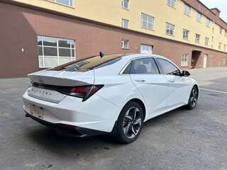 2022 Hyundai Elantra VII (CN7), белый, 1650000 рублей, вид 2