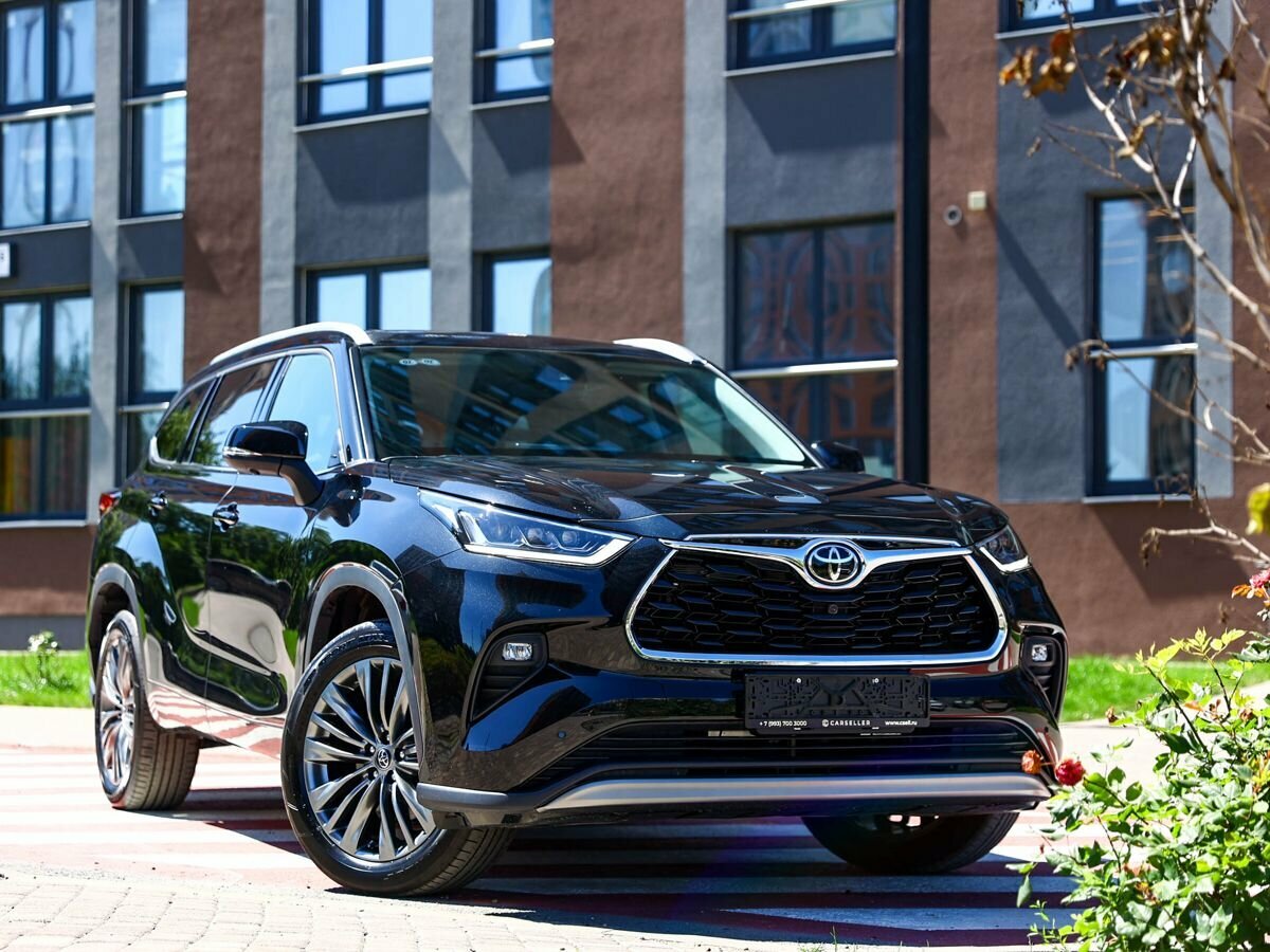Открыть фотографии: Toyota Highlander IV (XU70)