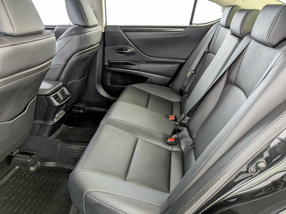 2021 Lexus ES 250 VII, чёрный - вид 11