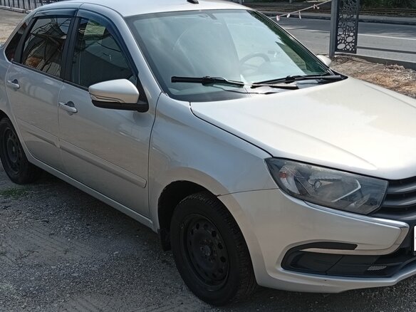 2018 Lada (ВАЗ) Granta I Рестайлинг, серебристый, 450000 рублей