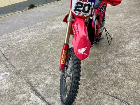 2022 Honda CRF 250R, красный, 700000 рублей, вид 3