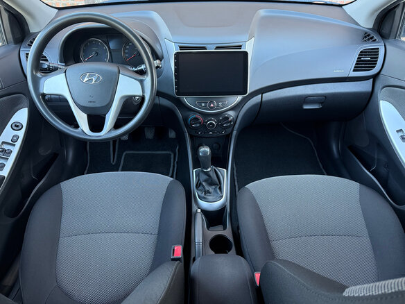 2012 Hyundai Solaris I, белый, 659900 рублей - вид 14