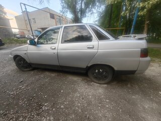 2005 Lada (ВАЗ) 2110, серебристый, 160000 рублей, вид 5