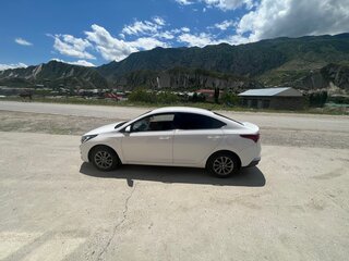 2021 Hyundai Solaris II Рестайлинг, белый, 1550000 рублей, вид 3