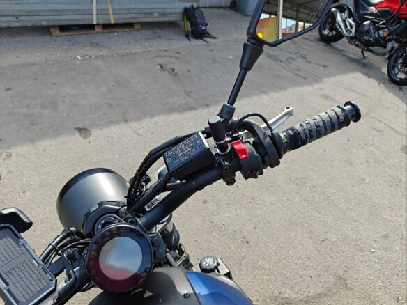2019 Yamaha XSR700, синий, 650000 рублей - вид 5