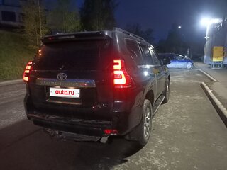 2019 Toyota Land Cruiser Prado 150 Series Рестайлинг 2, чёрный, 4850000 рублей, вид 4