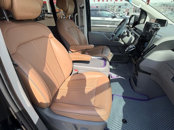 2021 Hyundai Staria I, синий, 5500000 рублей - вид 21