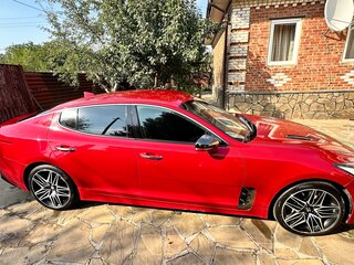 2018 Kia Stinger I, красный, 2500000 рублей, вид 5
