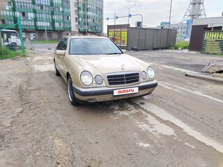 1999 Mercedes-Benz E-Класс 240 II (W210, S210), золотистый, 460000 рублей, вид 3
