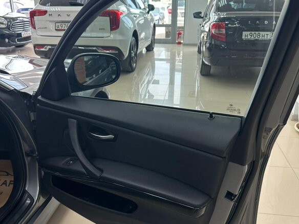2010 BMW 3 серии 325i V (E90/E91/E92/E93) Рестайлинг, серый - вид 19