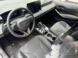 2026 Toyota Corolla XII (E210) Рестайлинг 2, белый, 2480000 рублей, вид 5