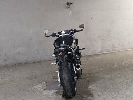 2017 Yamaha MT-10SP, серый, 1420000 рублей, вид 4