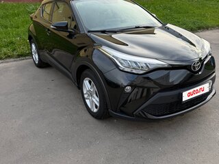2021 Toyota C-HR I Рестайлинг, чёрный, 2750000 рублей, вид 3