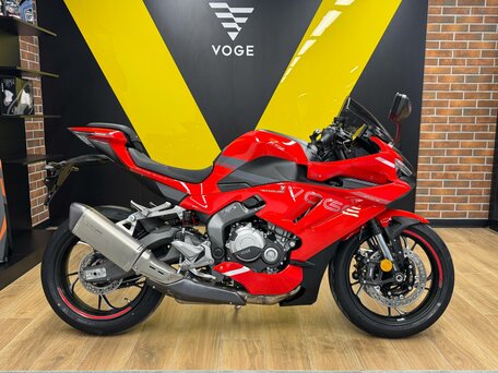2026 Voge RR500S, красный, 687000 рублей, вид 1