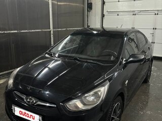 2011 Hyundai Solaris I, чёрный, 650000 рублей, вид 1