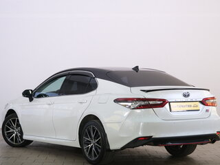 2021 Toyota Camry VIII (XV70) Рестайлинг, белый, 2659000 рублей, вид 4