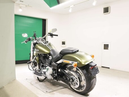 2022 Harley-Davidson Fat Boy, зелёный, 1843000 рублей, вид 5