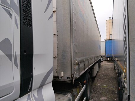 2021 Schmitz Cargobull SCS, серый, 3200000 рублей, вид 1