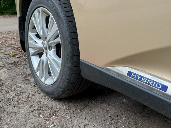 2009 Lexus RX 450h III, бежевый, 1750000 рублей - вид 14