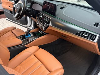 2020 BMW 6 серии Gran Turismo 620d xDrive IV (G32) Рестайлинг, белый, 5300000 рублей, вид 5