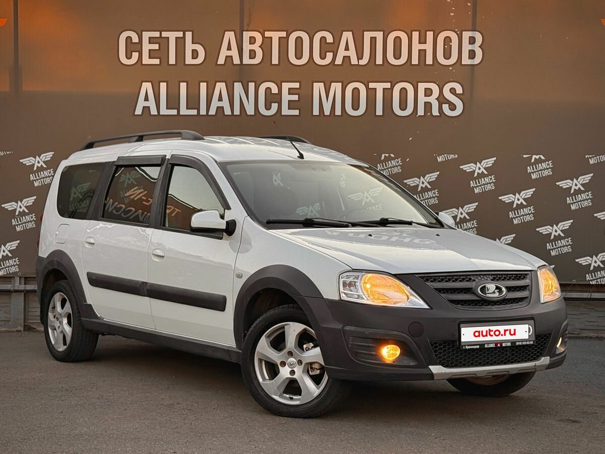 Открыть фотографии: Lada (ВАЗ) Largus I