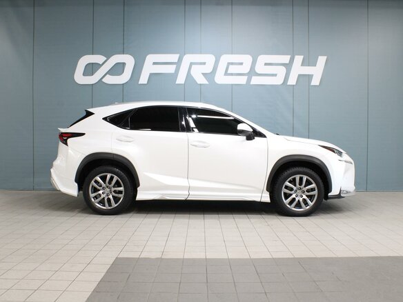 2016 Lexus NX 200 I, белый, 2860000 рублей - вид 4