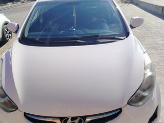 2013 Hyundai Elantra V (MD), белый, 850000 рублей, вид 2