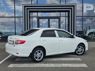 2011 Toyota Corolla X (E140, E150) Рестайлинг, белый, 820000 рублей, вид 4
