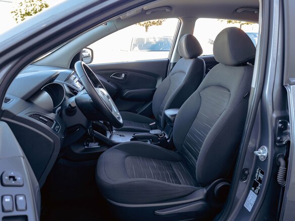 2014 Hyundai ix35 I Рестайлинг, серый, 1255000 рублей - вид 12