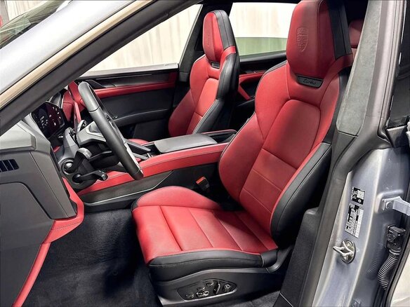 2026 Porsche Cayenne Turbo Electric Coupé IV, серебристый, 29935137 рублей - вид 24