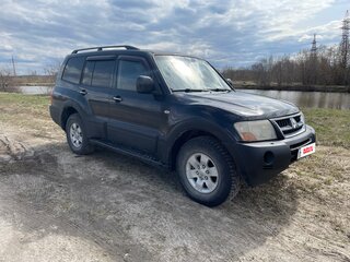 2003 Mitsubishi Pajero III, чёрный, 900000 рублей, вид 4