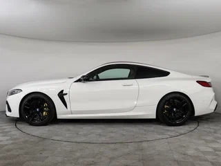 2019 BMW M8 Competition I (F91/F92/F93), белый, 10890000 рублей, вид 5