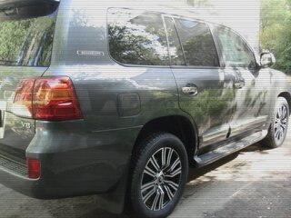 2014 Toyota Land Cruiser 200 Series Рестайлинг 1, серый, 4050000 рублей, вид 3