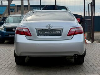 2010 Toyota Camry VI (XV40) Рестайлинг, серебристый, 1429990 рублей, вид 5