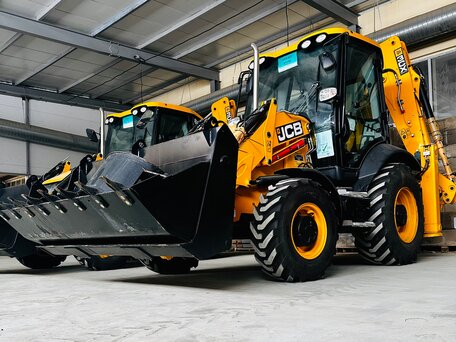 2025 JCB 3CX, жёлтый, 15200000 рублей, вид 1