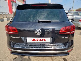 2016 Volkswagen Touareg II Рестайлинг, чёрный, 4500000 рублей, вид 4