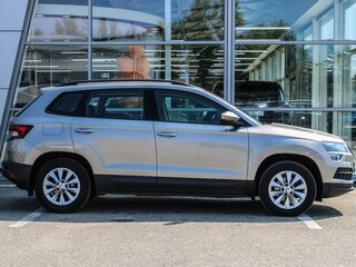 2021 Skoda Karoq I, коричневый, 2400000 рублей, вид 5
