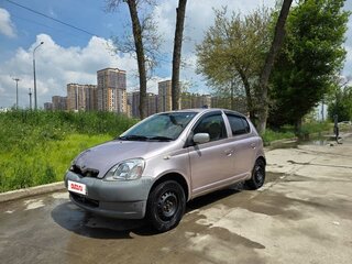 1999 Toyota Vitz I (P10), серый, 200000 рублей, вид 1