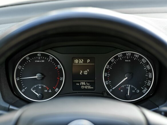 2012 Skoda Octavia II (A5) Рестайлинг, чёрный - вид 4