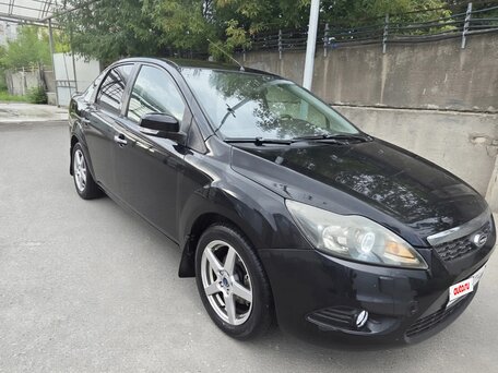 2010 Ford Focus II Рестайлинг, чёрный, 535000 рублей, вид 3