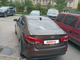 2017 Kia Rio III Рестайлинг, коричневый, 790000 рублей, вид 4